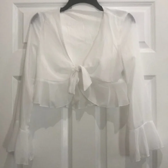 NEVER WORN long sleeve crop top - Picture 3 of 5